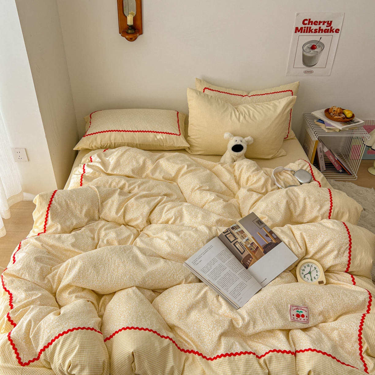 91家纺网 家纺一手货源 找家纺 （总）睡美美家纺 2026新款古法水洗贴布格纹碎花云朵棉四件套-格纹小碎花