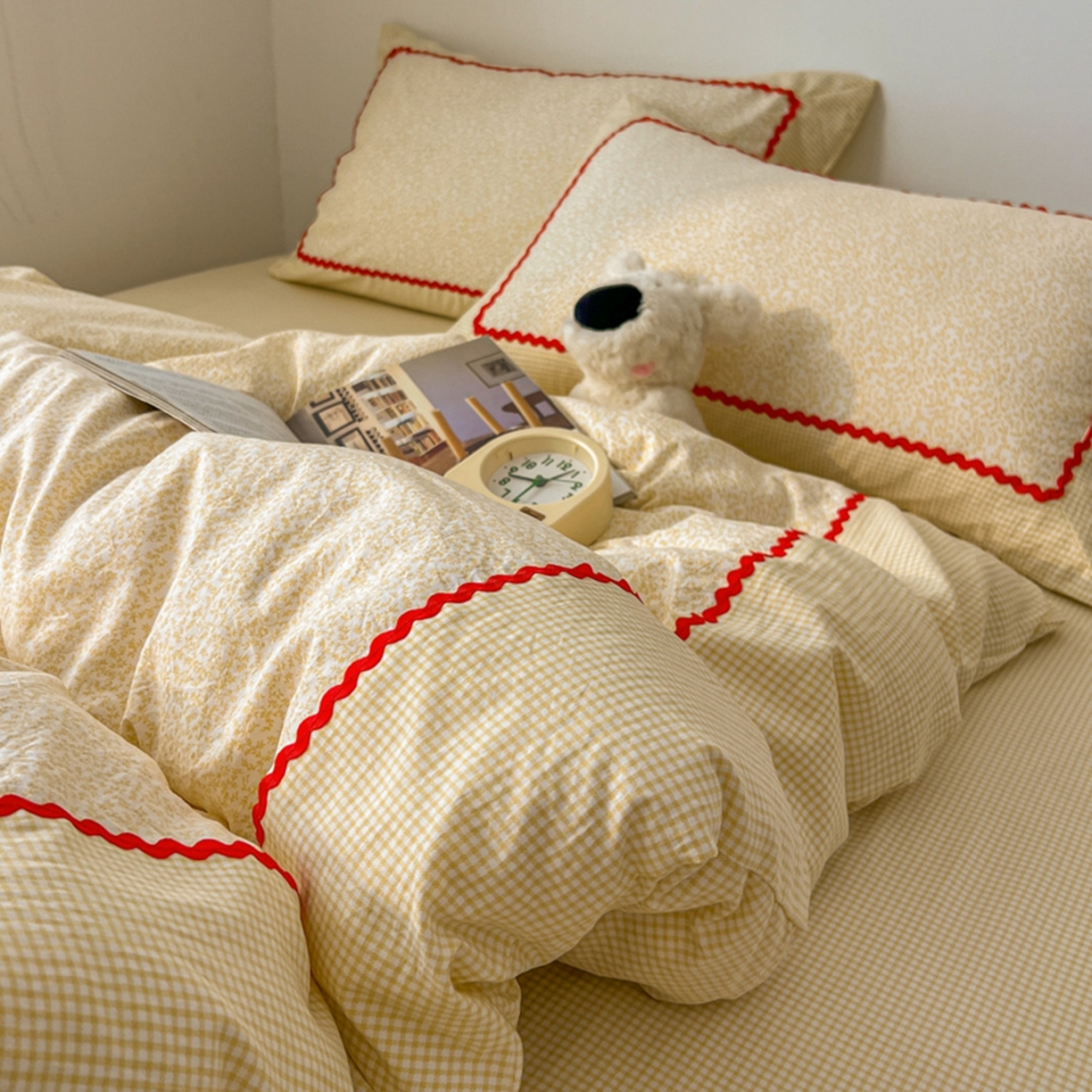 91家纺网 家纺一手货源 找家纺 （总）睡美美家纺 2026新款古法水洗贴布格纹碎花云朵棉四件套-格纹小碎花