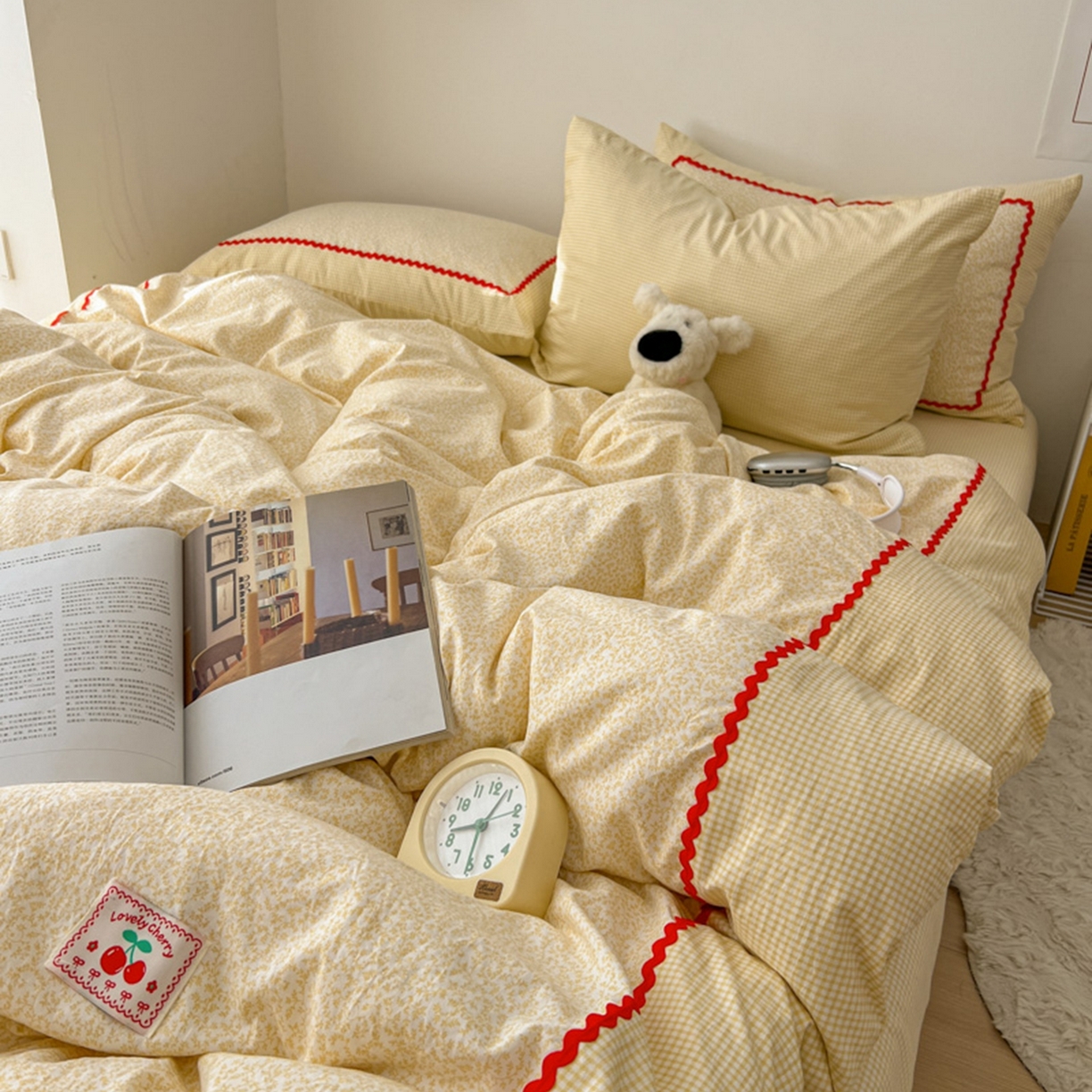 91家纺网 家纺一手货源 找家纺 （总）睡美美家纺 2026新款古法水洗贴布格纹碎花云朵棉四件套-格纹小碎花