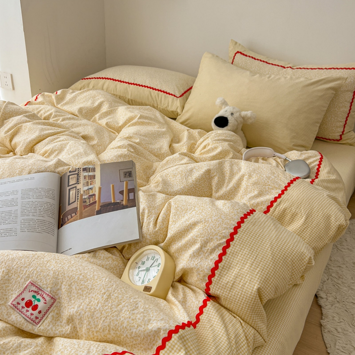 91家纺网 家纺一手货源 找家纺 （总）睡美美家纺 2026新款古法水洗贴布格纹碎花云朵棉四件套-格纹小碎花