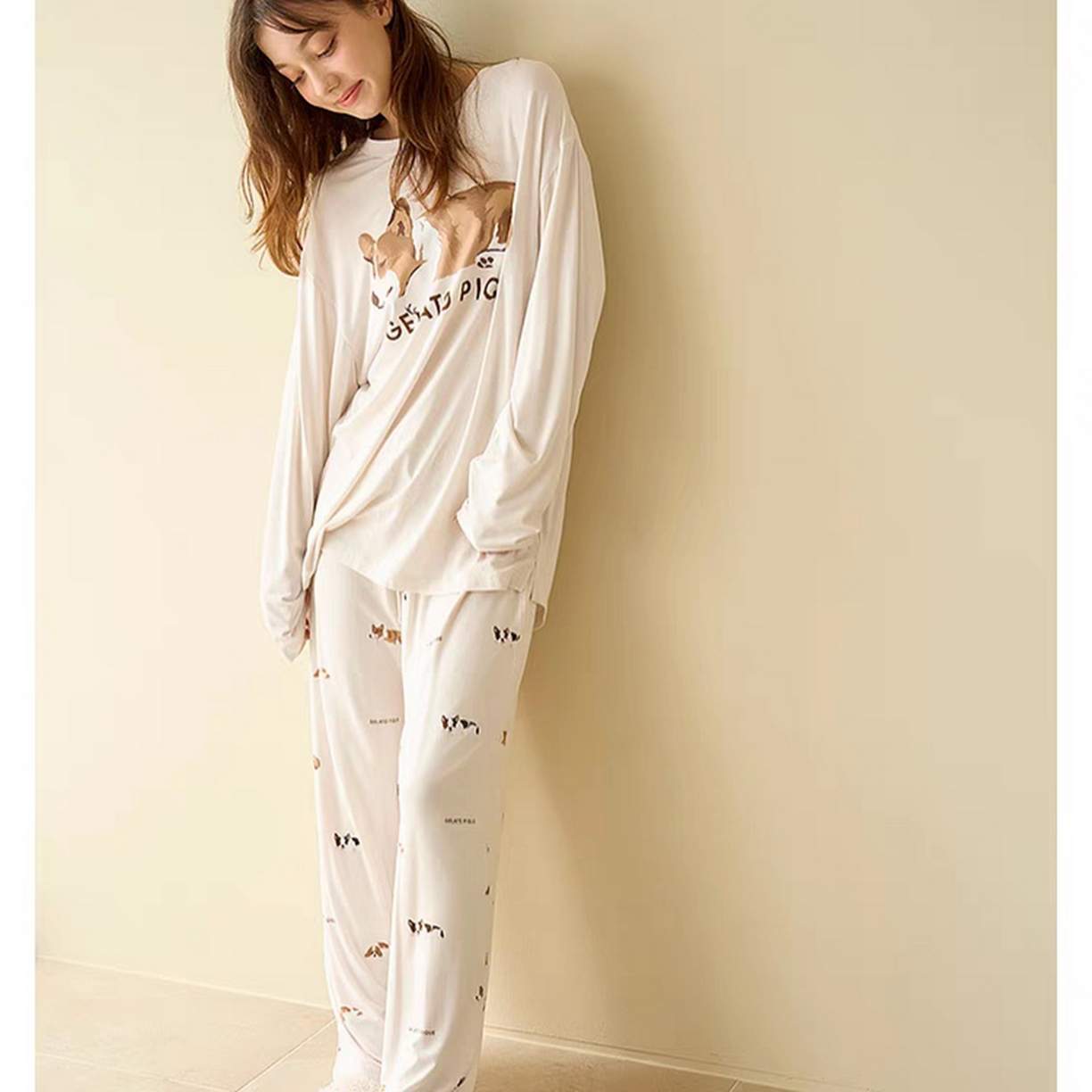 91家纺网 家纺一手货源 找家纺 妍景家居生活馆 2026新款睡眠狗狗套装 白色