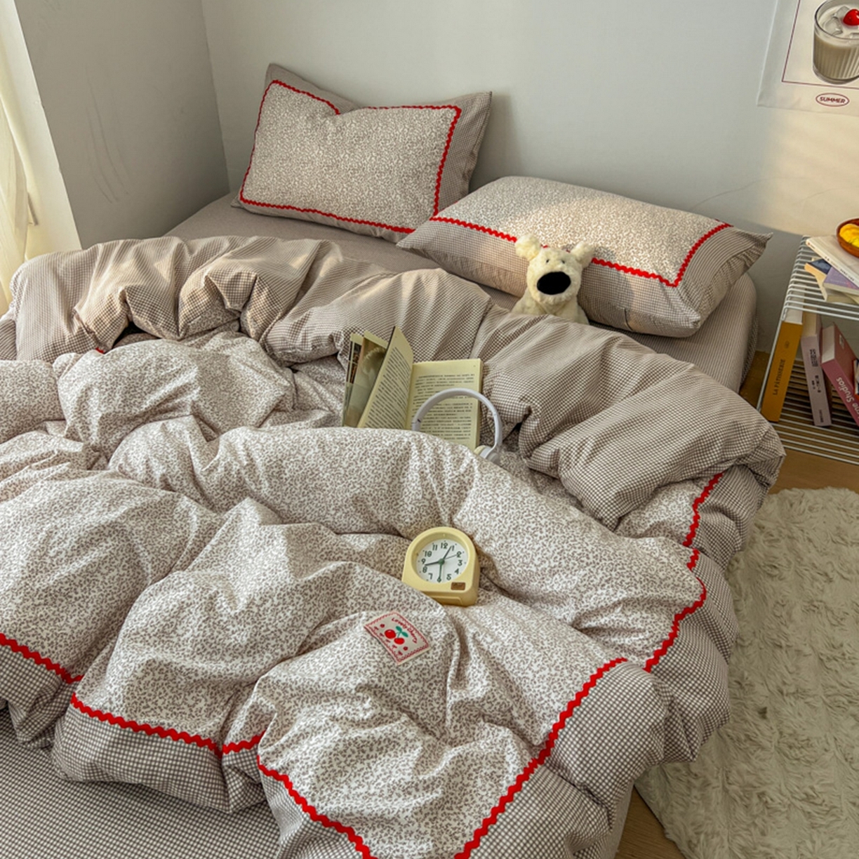 91家纺网 家纺一手货源 找家纺 睡美美家纺 2026新款古法水洗贴布格纹碎花云朵棉四件套-格纹小碎花 格纹小碎花--浅咖