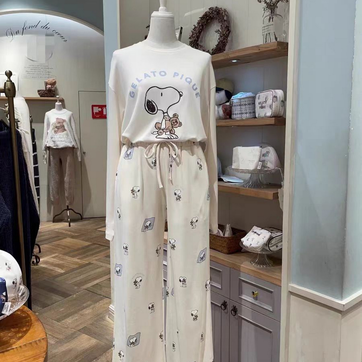 91家纺网 家纺一手货源 找家纺 （总）妍景家居生活馆 2026新款史努比套装