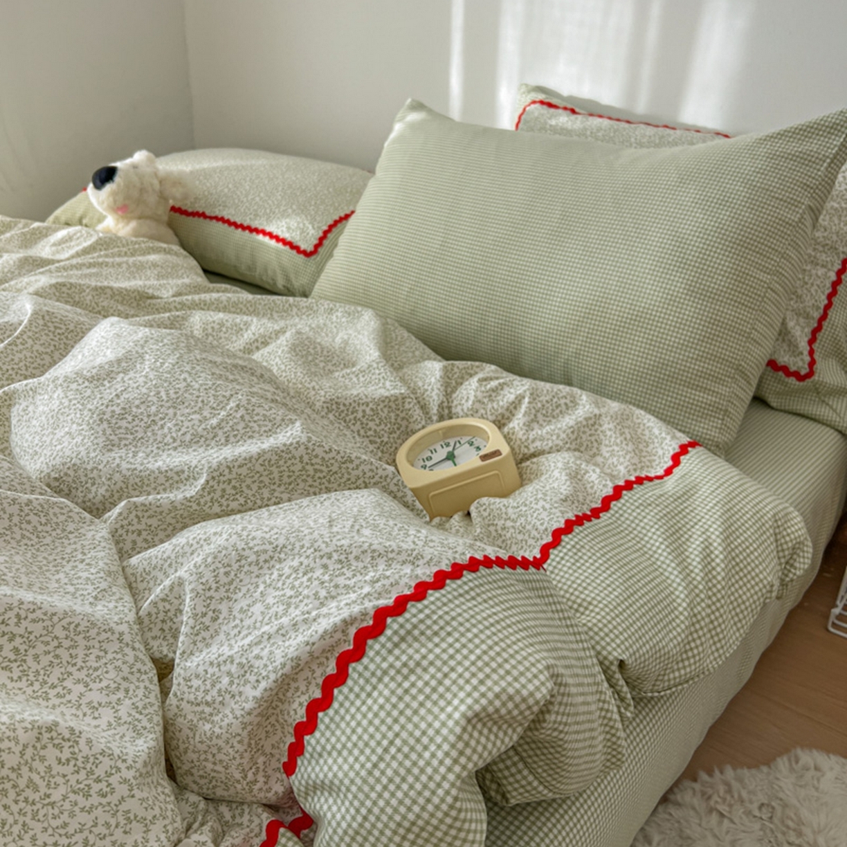 91家纺网 家纺一手货源 找家纺 睡美美家纺 2026新款古法水洗贴布格纹碎花云朵棉四件套-格纹小碎花 格纹小碎花--青柠