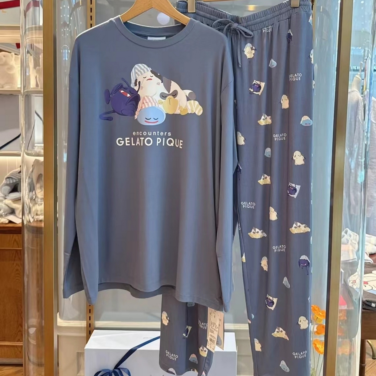 91家纺网 家纺一手货源 找家纺 妍景家居生活馆 2026新款情侣款勇士恶龙套装 蓝色