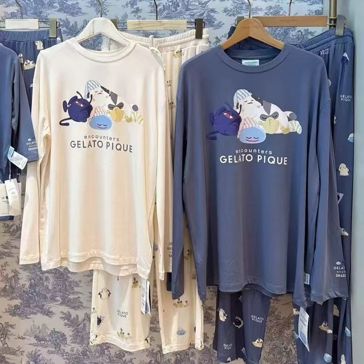 91家纺网 家纺一手货源 找家纺 妍景家居生活馆 2026新款情侣款勇士恶龙套装 蓝色