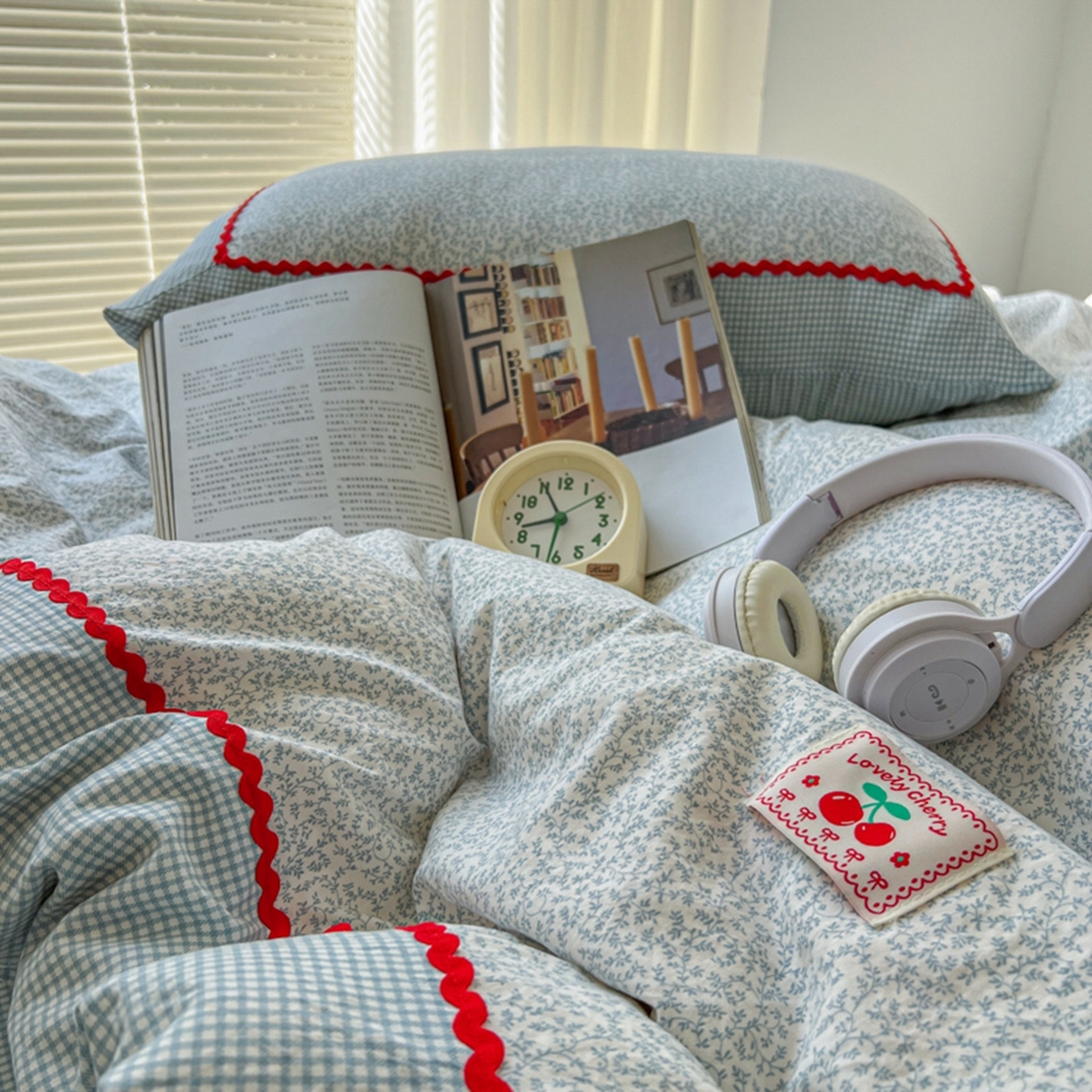 91家纺网 家纺一手货源 找家纺 睡美美家纺 2026新款古法水洗贴布格纹碎花云朵棉四件套-格纹小碎花 格纹小碎花--晴蓝