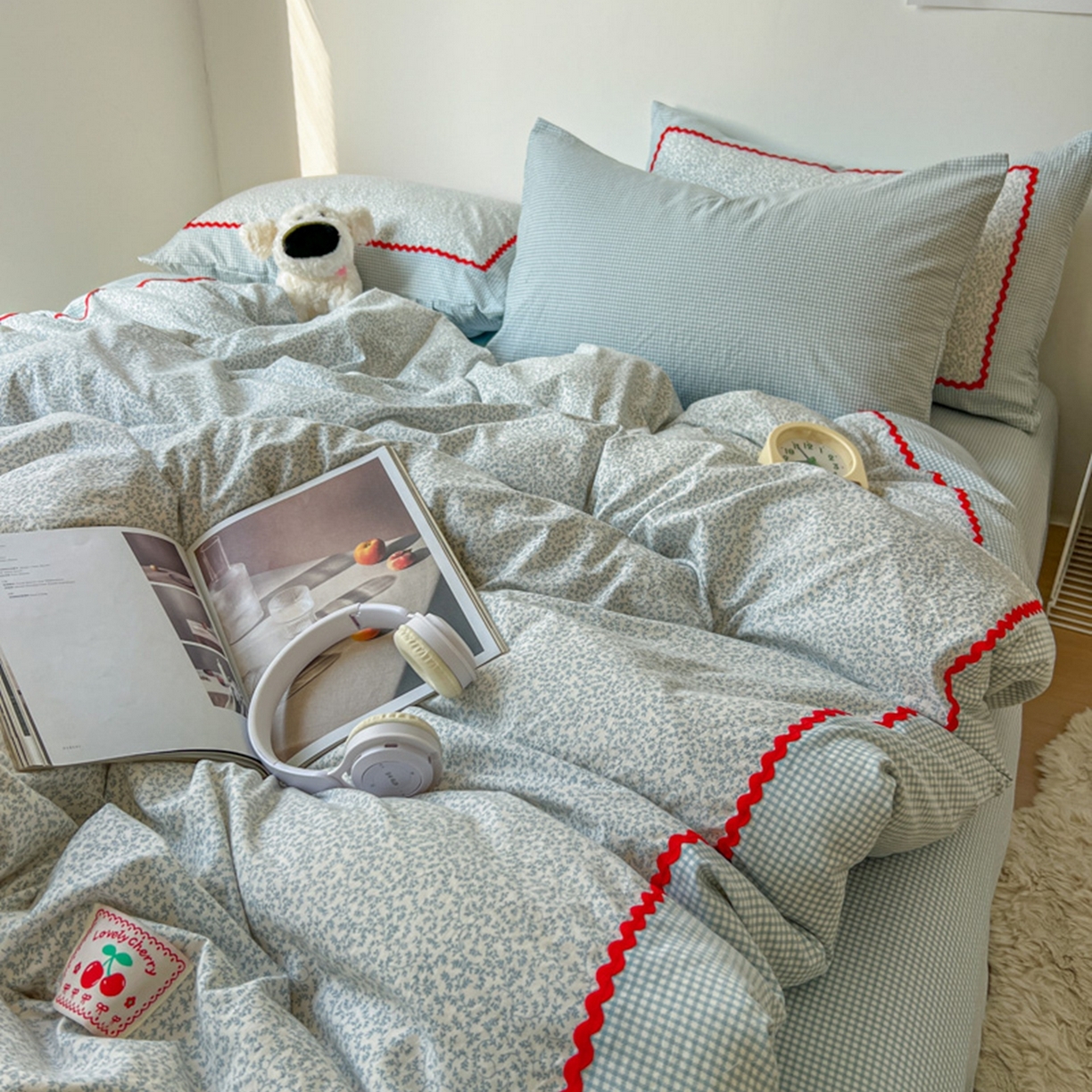 91家纺网 家纺一手货源 找家纺 睡美美家纺 2026新款古法水洗贴布格纹碎花云朵棉四件套-格纹小碎花 格纹小碎花--晴蓝