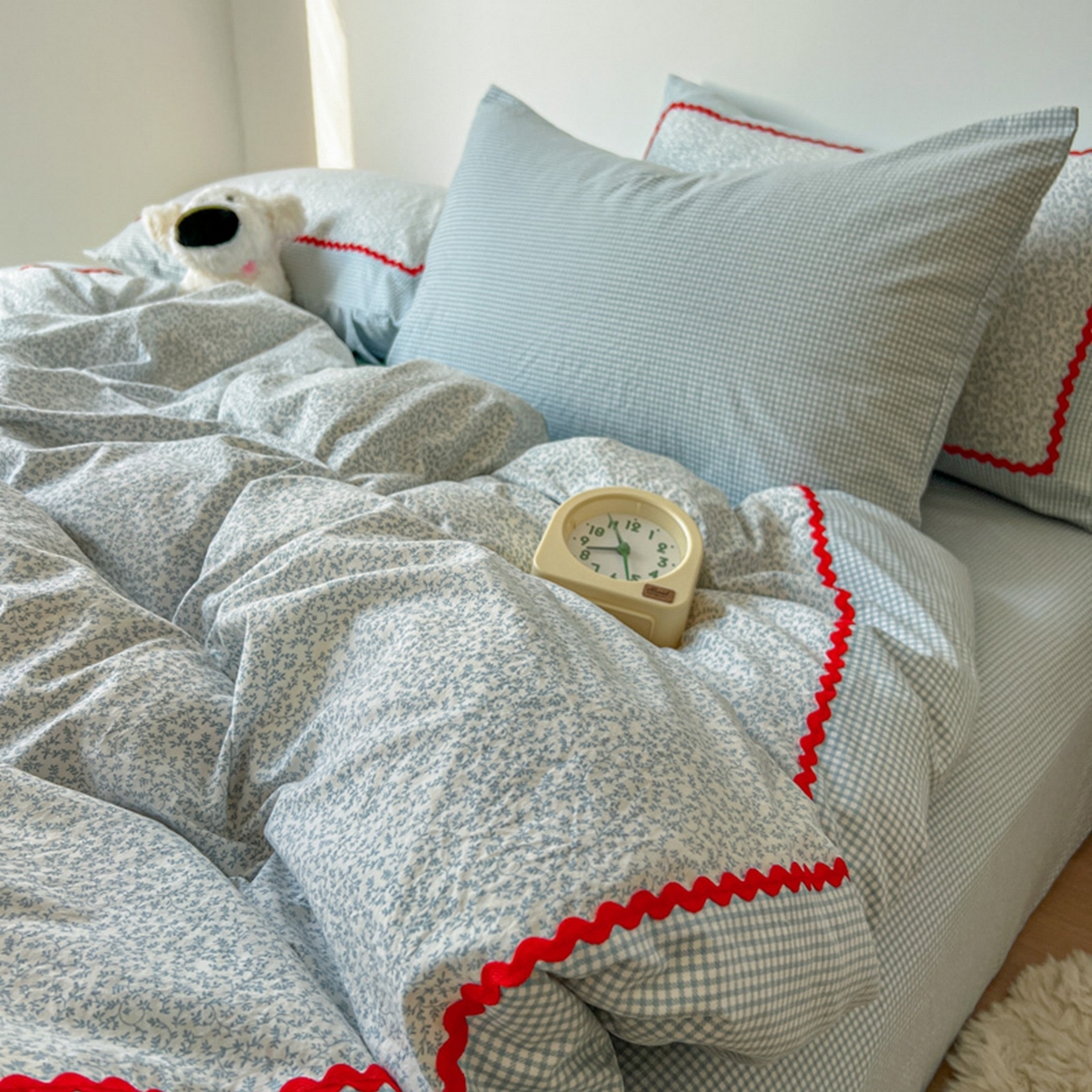 91家纺网 家纺一手货源 找家纺 睡美美家纺 2026新款古法水洗贴布格纹碎花云朵棉四件套-格纹小碎花 格纹小碎花--晴蓝