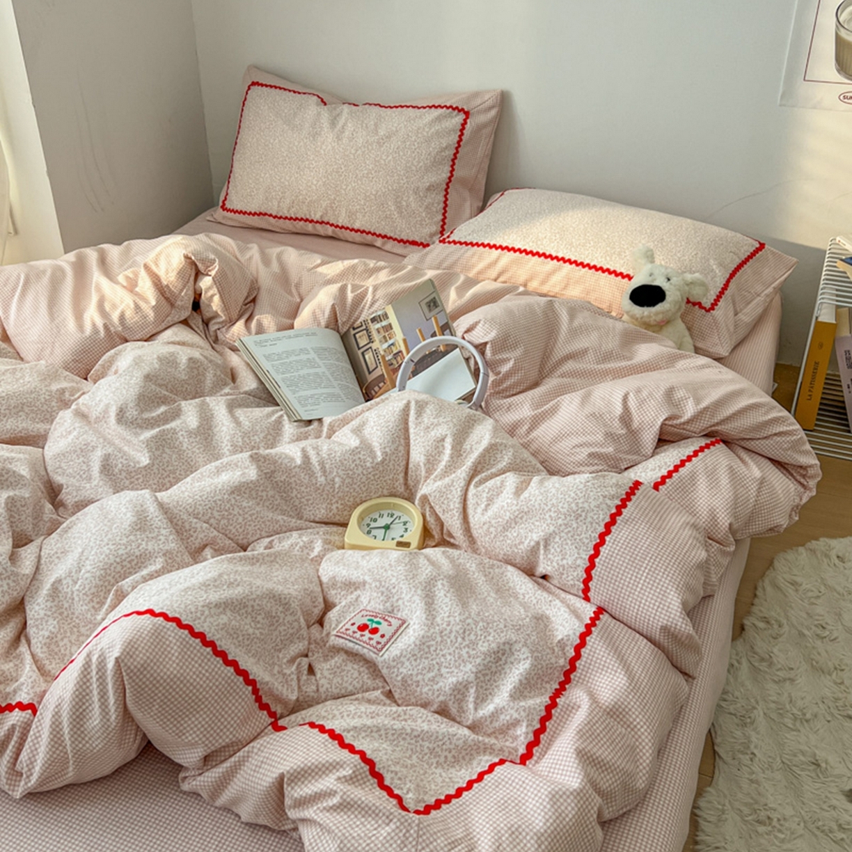 91家纺网 家纺一手货源 找家纺 睡美美家纺 2026新款古法水洗贴布格纹碎花云朵棉四件套-格纹小碎花 格纹小碎花--柔粉