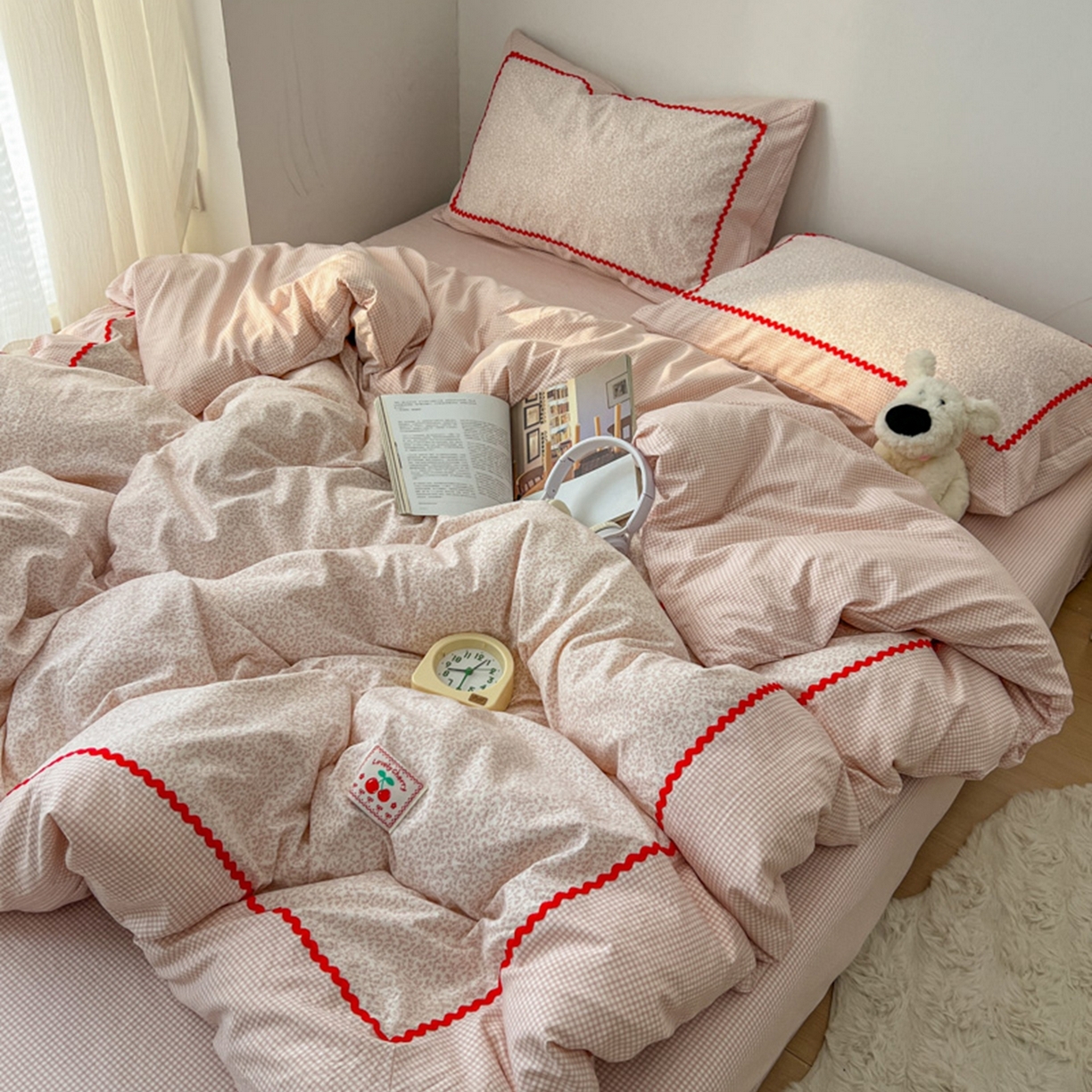 91家纺网 家纺一手货源 找家纺 睡美美家纺 2026新款古法水洗贴布格纹碎花云朵棉四件套-格纹小碎花 格纹小碎花--柔粉