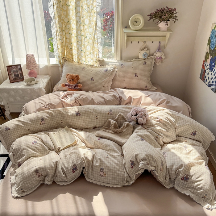 91家纺网 家纺一手货源 找家纺 梦纤绒 2026新款A类仿棉古法水洗棉法式全棉花边四件套格纹小象