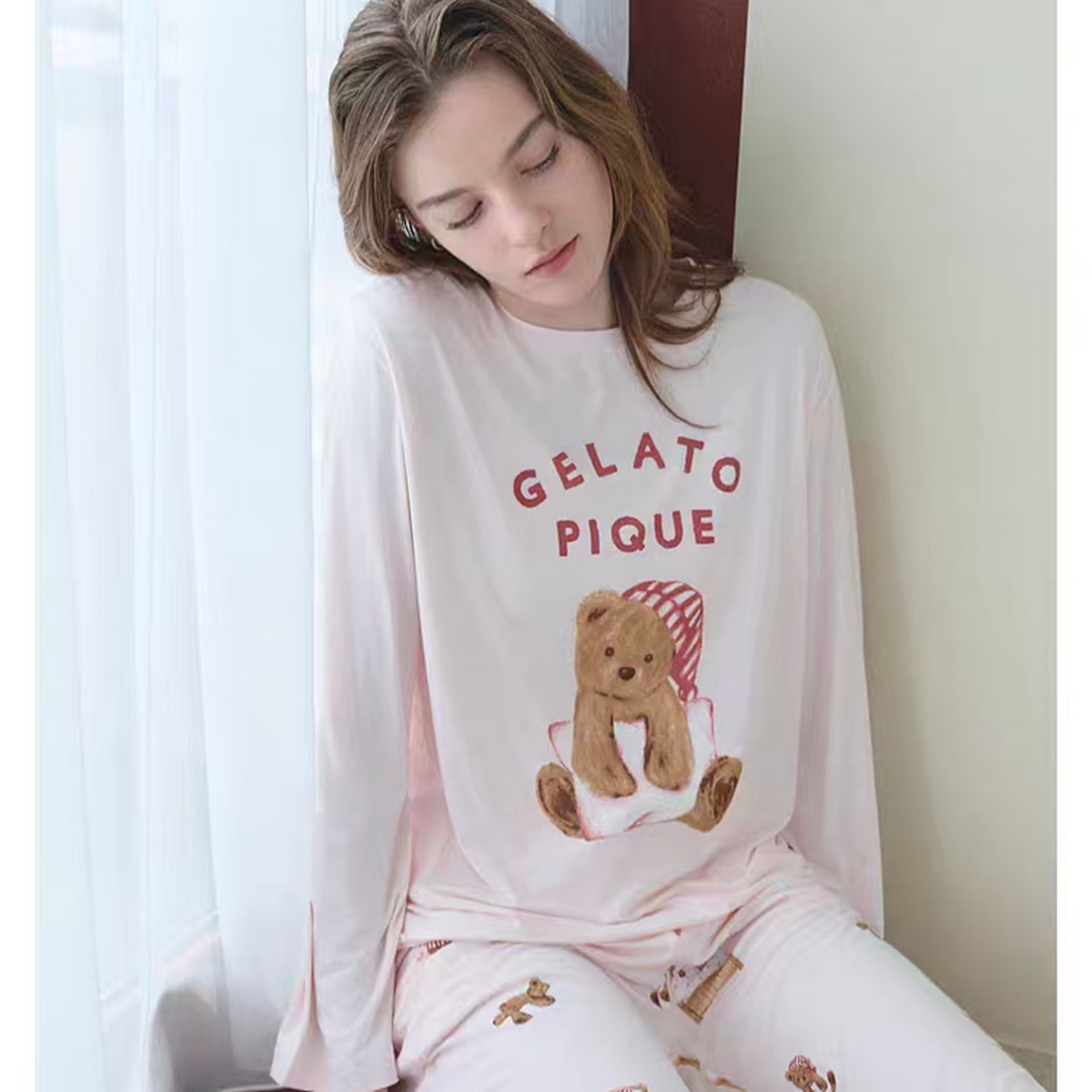 91家纺网 家纺一手货源 找家纺 妍景家居生活馆 2026新款莫代尔晚安小熊套装 浅粉