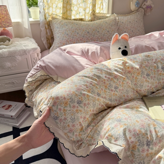 91家纺网 家纺一手货源 找家纺 梦纤绒 2026新款A类仿棉古法水洗棉法式全棉花边四件套花千朵