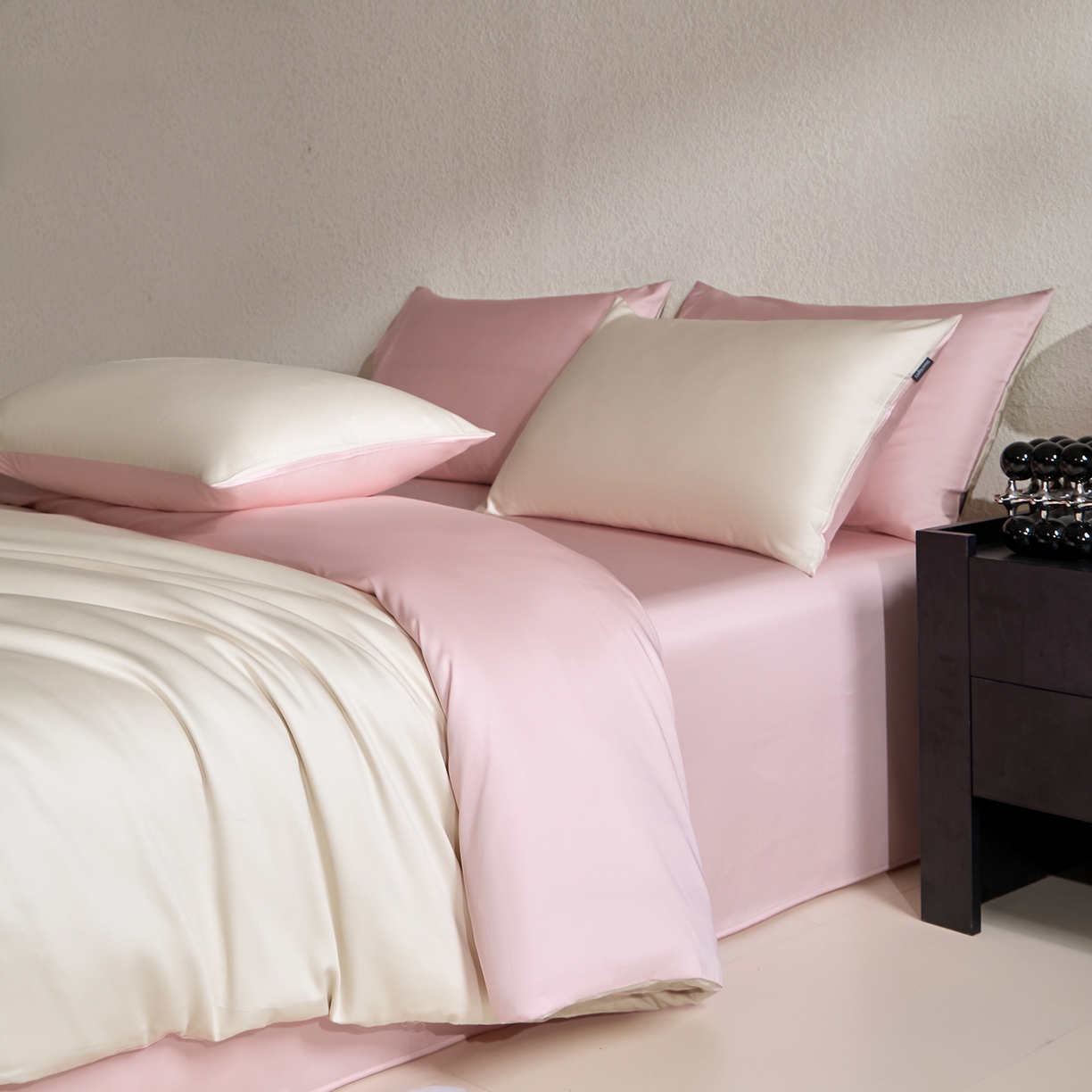 91家纺网 家纺一手货源 找家纺 拼社家纺 2026新款A类全棉50s双股100Pro贡缎长绒棉四件套全棉四件套简约纯色纯棉床上用品 舒肤蕾+天竺粉