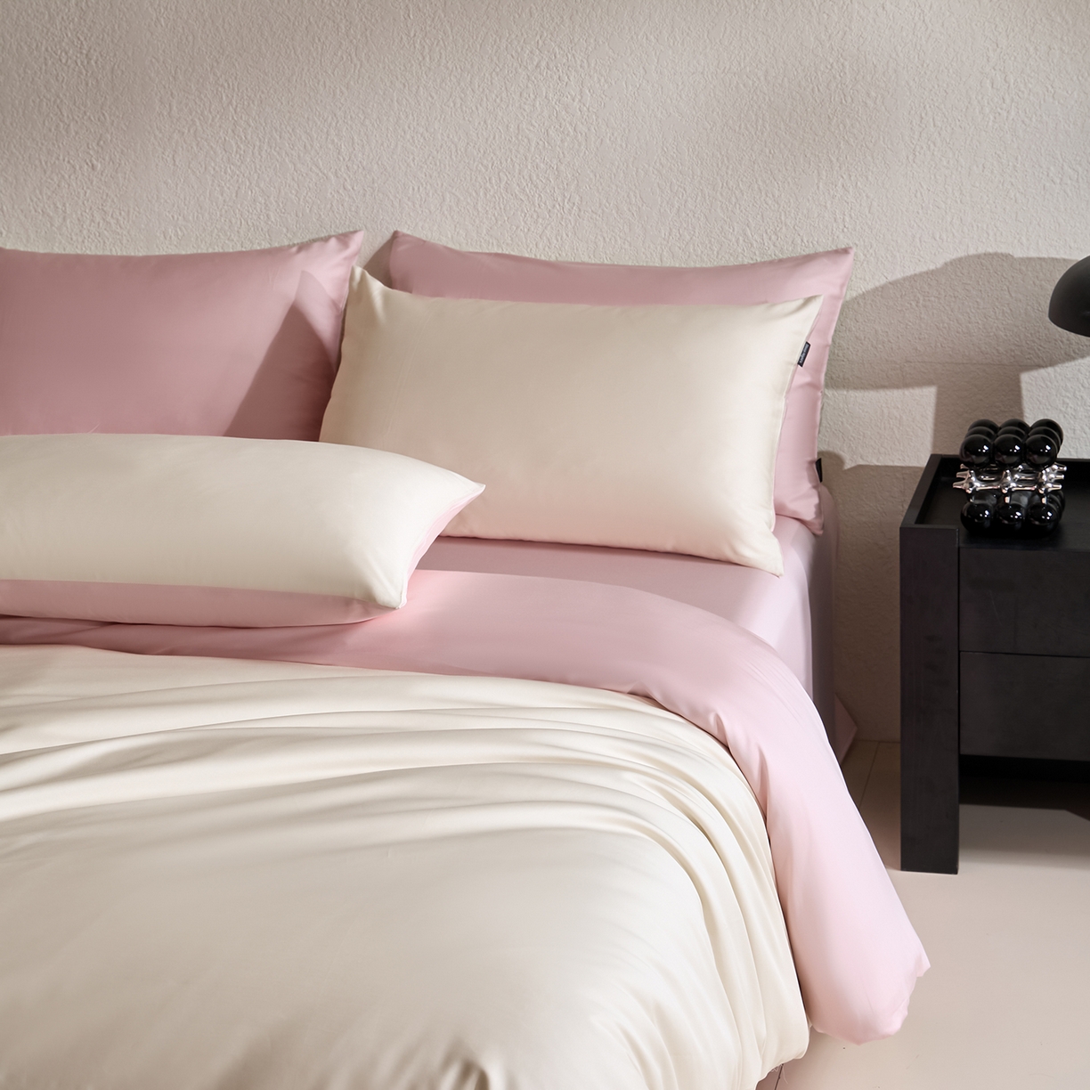 91家纺网 家纺一手货源 找家纺 拼社家纺 2026新款A类全棉50s双股100Pro贡缎长绒棉四件套全棉四件套简约纯色纯棉床上用品 舒肤蕾+天竺粉