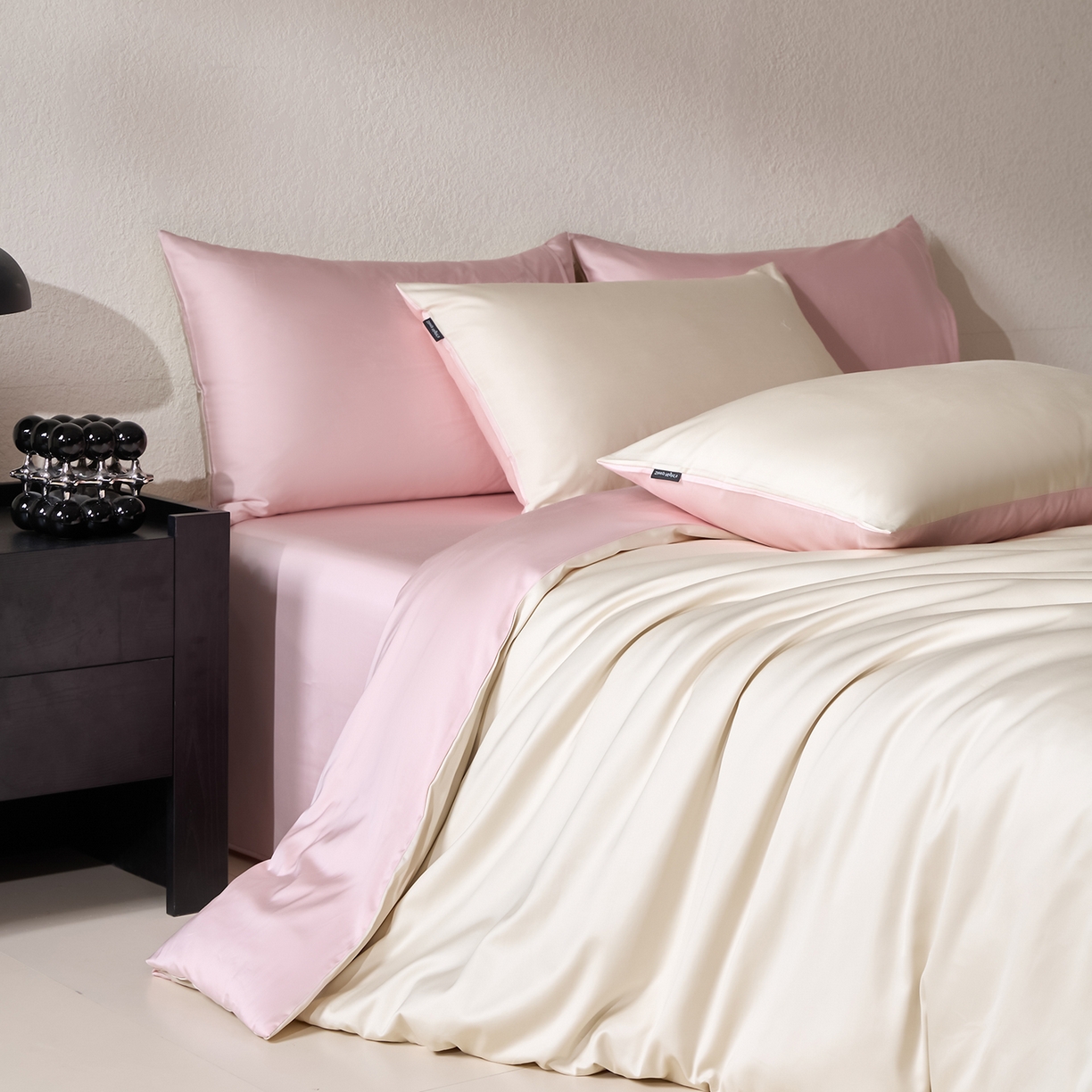 91家纺网 家纺一手货源 找家纺 拼社家纺 2026新款A类全棉50s双股100Pro贡缎长绒棉四件套全棉四件套简约纯色纯棉床上用品 舒肤蕾+天竺粉