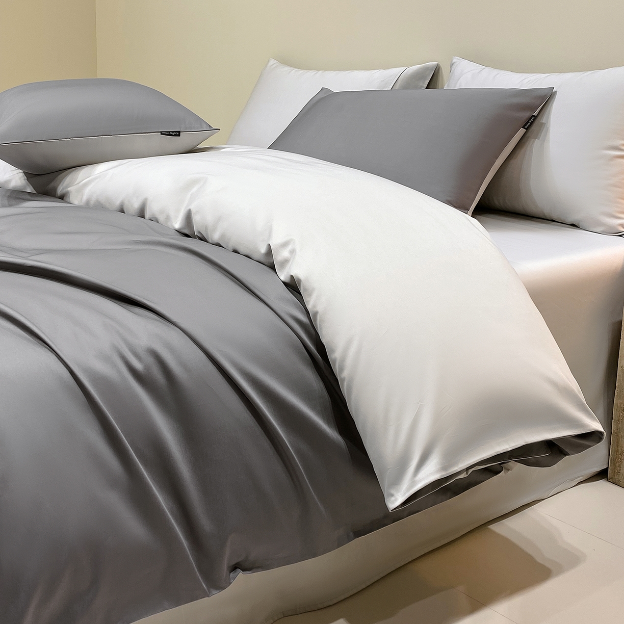 91家纺网 家纺一手货源 找家纺 拼社家纺 2026新款A类全棉50s双股100Pro贡缎长绒棉四件套全棉四件套简约纯色纯棉床上用品 高级灰+雅士灰