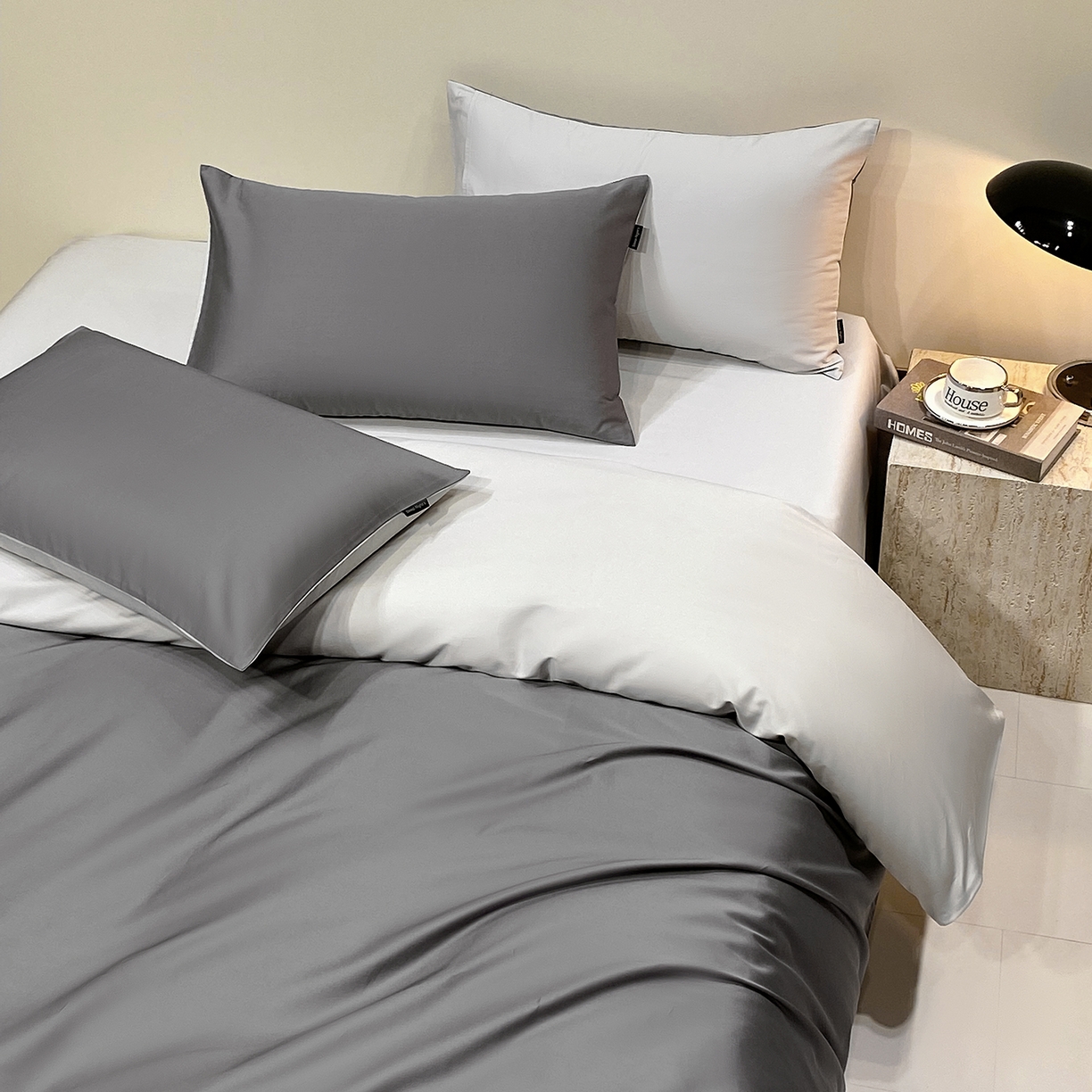91家纺网 家纺一手货源 找家纺 拼社家纺 2026新款A类全棉50s双股100Pro贡缎长绒棉四件套全棉四件套简约纯色纯棉床上用品 高级灰+雅士灰