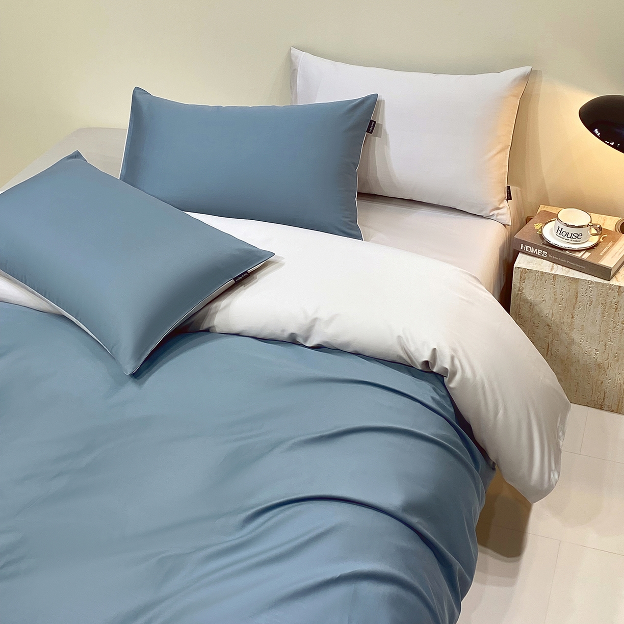 91家纺网 家纺一手货源 找家纺 拼社家纺 2026新款A类全棉50s双股100Pro贡缎长绒棉四件套全棉四件套简约纯色纯棉床上用品 海茵蓝+雅士灰