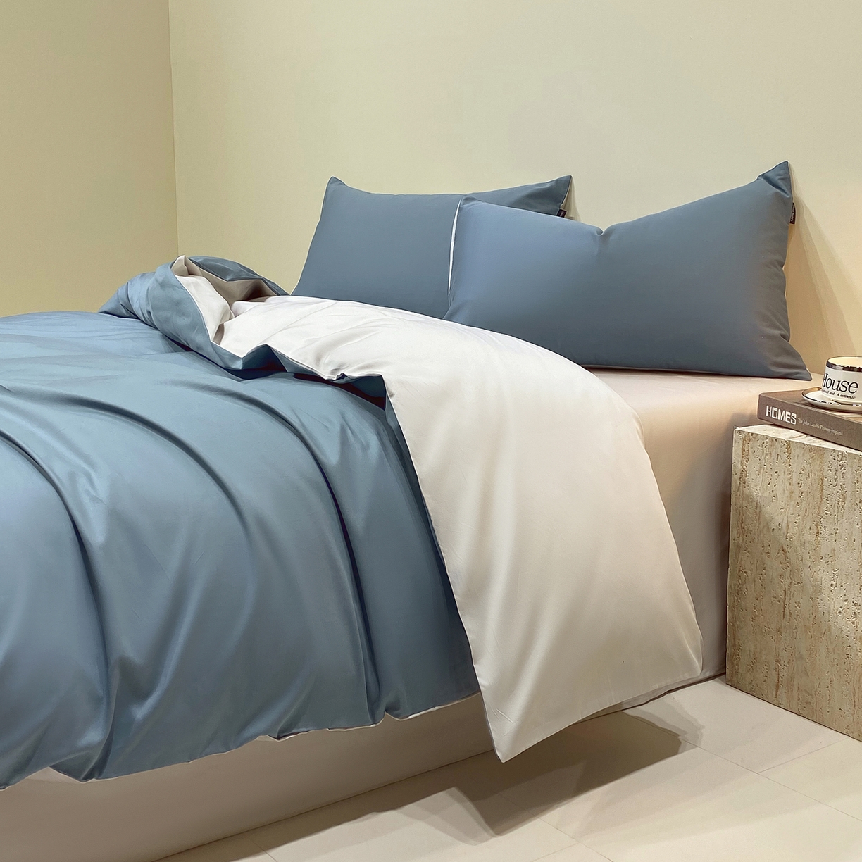 91家纺网 家纺一手货源 找家纺 拼社家纺 2026新款A类全棉50s双股100Pro贡缎长绒棉四件套全棉四件套简约纯色纯棉床上用品 海茵蓝+雅士灰