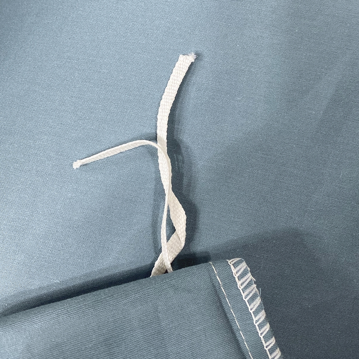 91家纺网 家纺一手货源 找家纺 拼社家纺 2026新款A类全棉50s双股100Pro贡缎长绒棉四件套全棉四件套简约纯色纯棉床上用品 海茵蓝+雅士灰