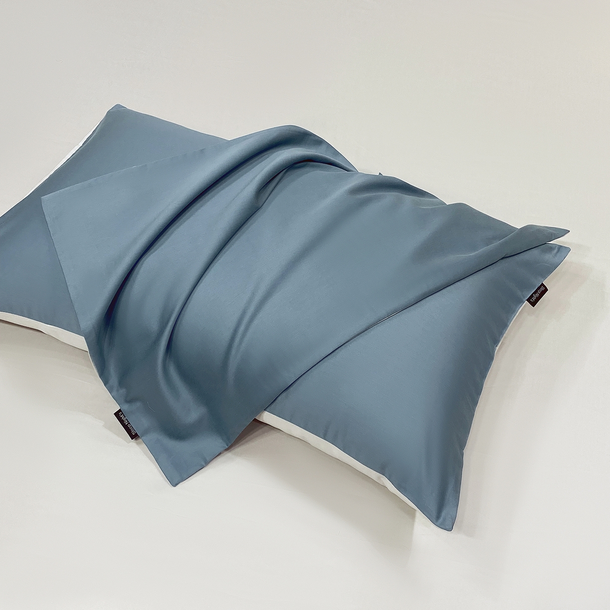 91家纺网 家纺一手货源 找家纺 拼社家纺 2026新款A类全棉50s双股100Pro贡缎长绒棉四件套全棉四件套简约纯色纯棉床上用品 海茵蓝+雅士灰