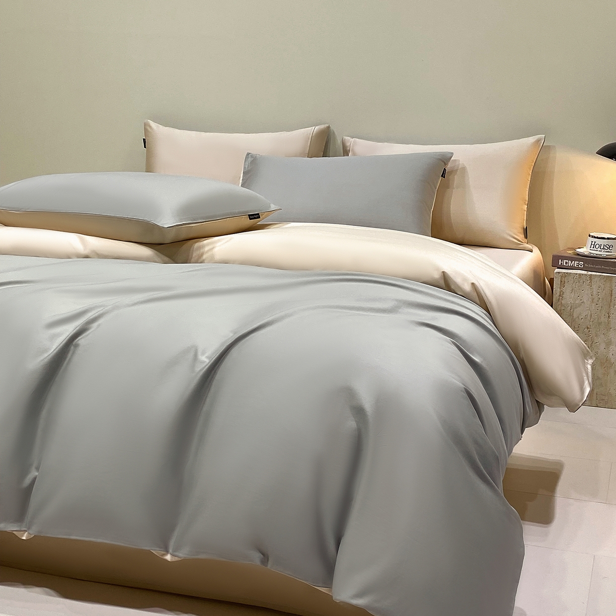 91家纺网 家纺一手货源 找家纺 拼社家纺 2026新款A类全棉50s双股100Pro贡缎长绒棉四件套全棉四件套简约纯色纯棉床上用品 兰灰+香槟金