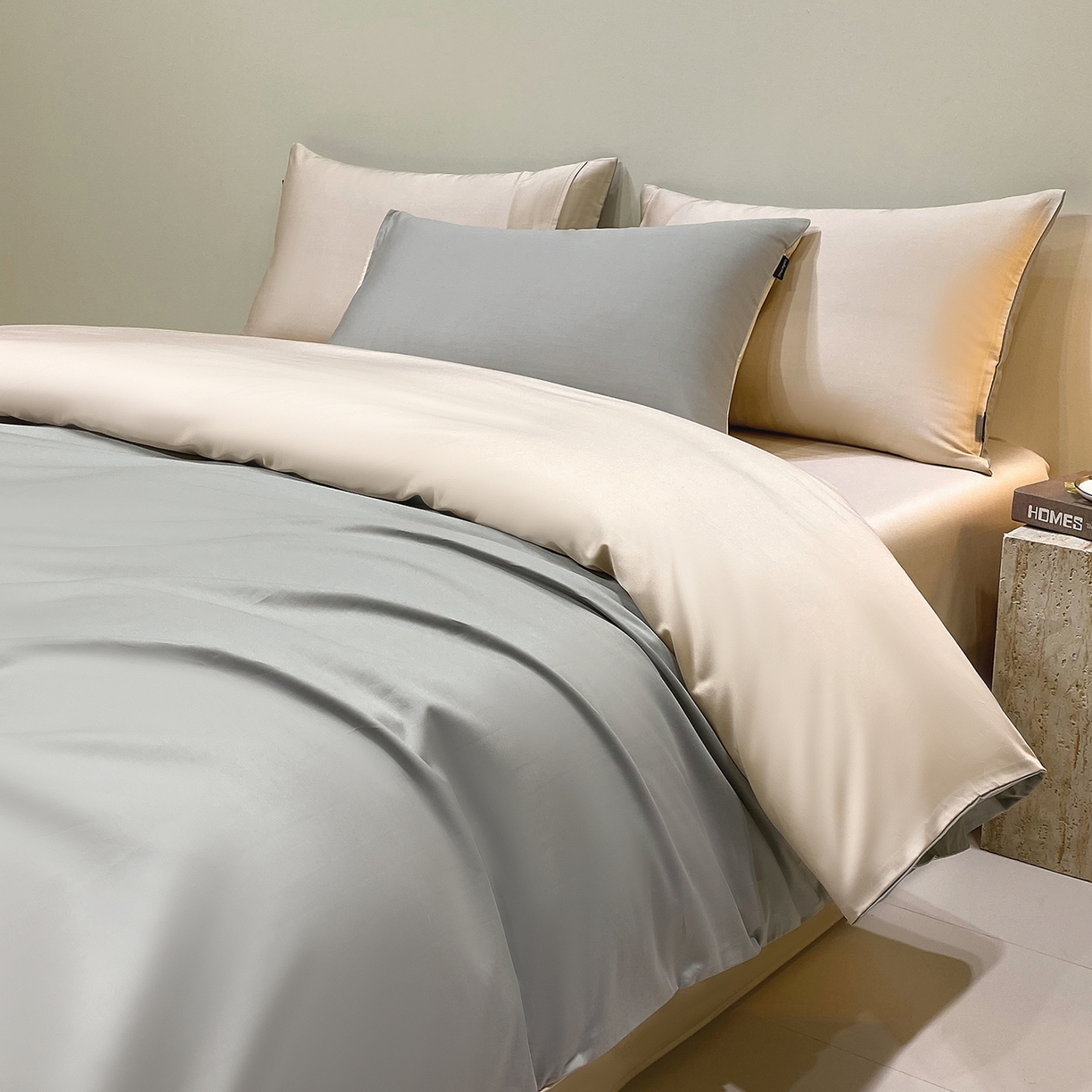 91家纺网 家纺一手货源 找家纺 拼社家纺 2026新款A类全棉50s双股100Pro贡缎长绒棉四件套全棉四件套简约纯色纯棉床上用品 兰灰+香槟金