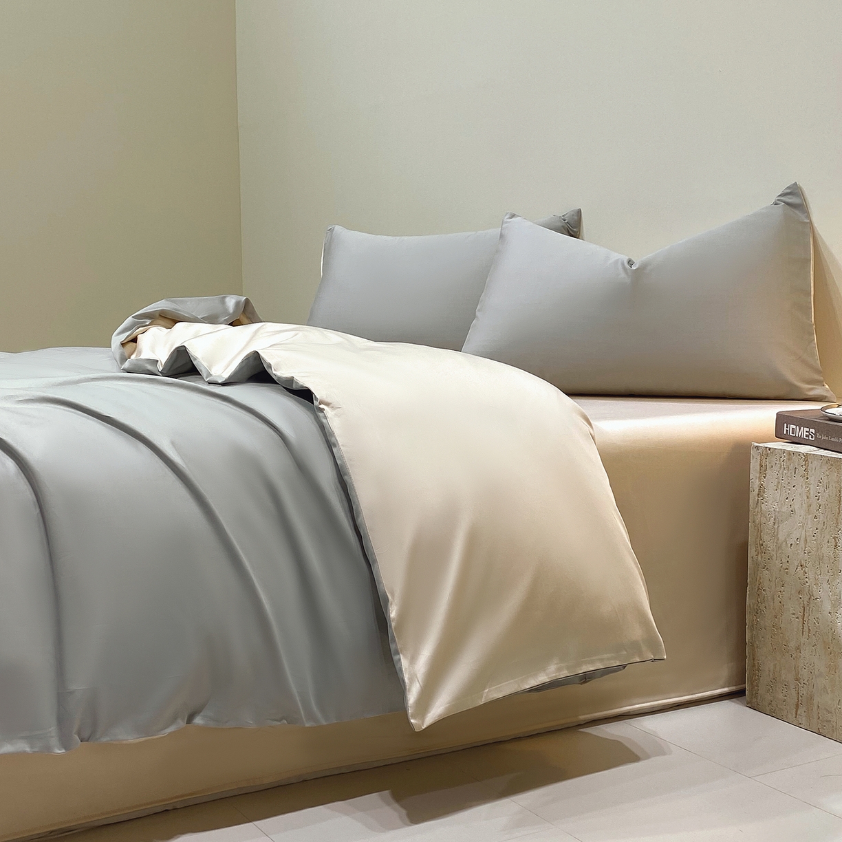 91家纺网 家纺一手货源 找家纺 拼社家纺 2026新款A类全棉50s双股100Pro贡缎长绒棉四件套全棉四件套简约纯色纯棉床上用品 兰灰+香槟金