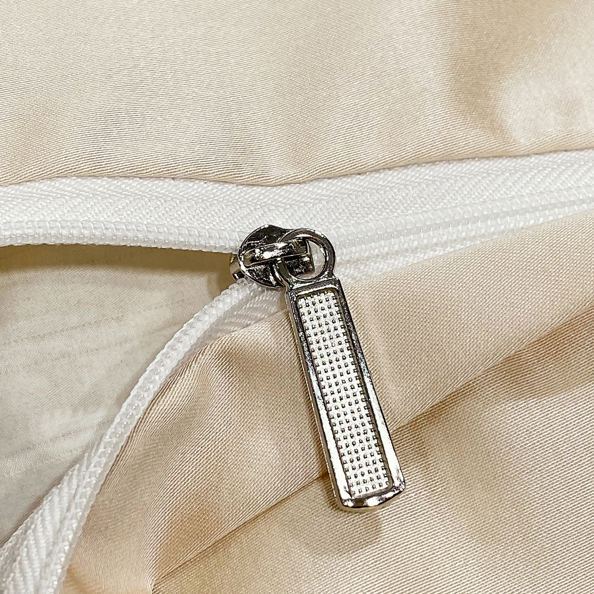 91家纺网 家纺一手货源 找家纺 拼社家纺 2026新款A类全棉50s双股100Pro贡缎长绒棉四件套全棉四件套简约纯色纯棉床上用品 兰灰+香槟金