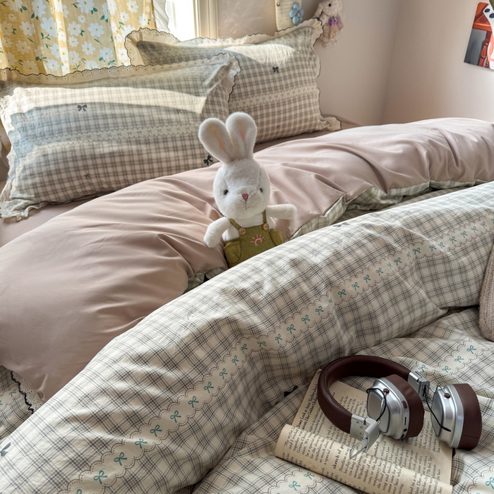 91家纺网 家纺一手货源 找家纺 梦纤绒 2026新款A类仿棉古法水洗棉法式全棉花边四件套梦幻格趣