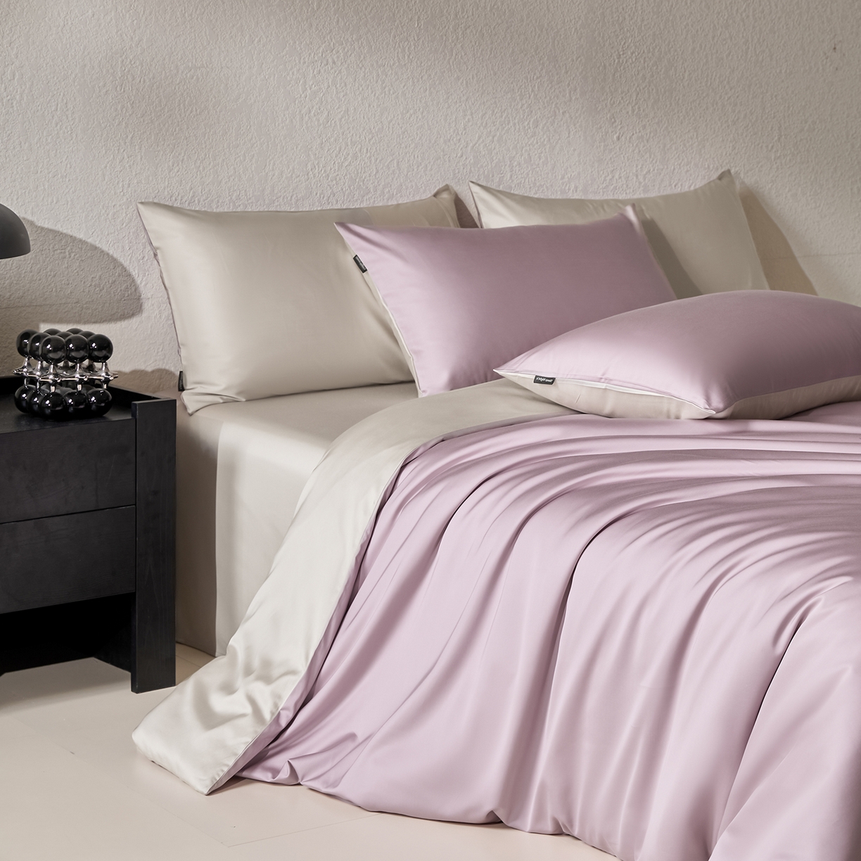 91家纺网 家纺一手货源 找家纺 拼社家纺 2026新款A类全棉50s双股100Pro贡缎长绒棉四件套全棉四件套简约纯色纯棉床上用品 琉璃紫+浅莲灰