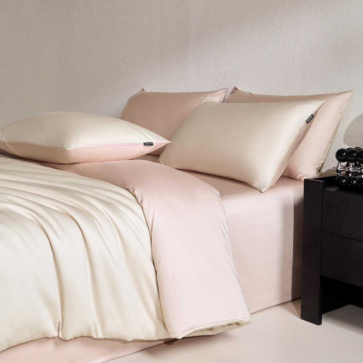 91家纺网 家纺一手货源 找家纺 拼社家纺 2026新款A类全棉50s双股100Pro贡缎长绒棉四件套全棉四件套简约纯色纯棉床上用品 舒肤蕾+香槟色