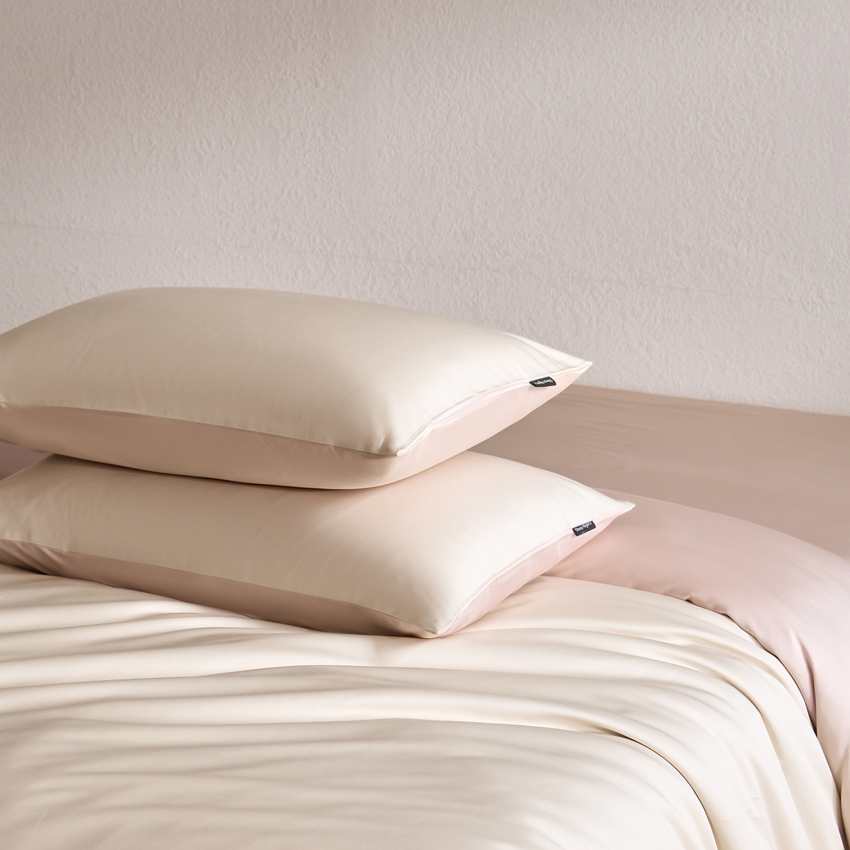 91家纺网 家纺一手货源 找家纺 拼社家纺 2026新款A类全棉50s双股100Pro贡缎长绒棉四件套全棉四件套简约纯色纯棉床上用品 舒肤蕾+香槟色