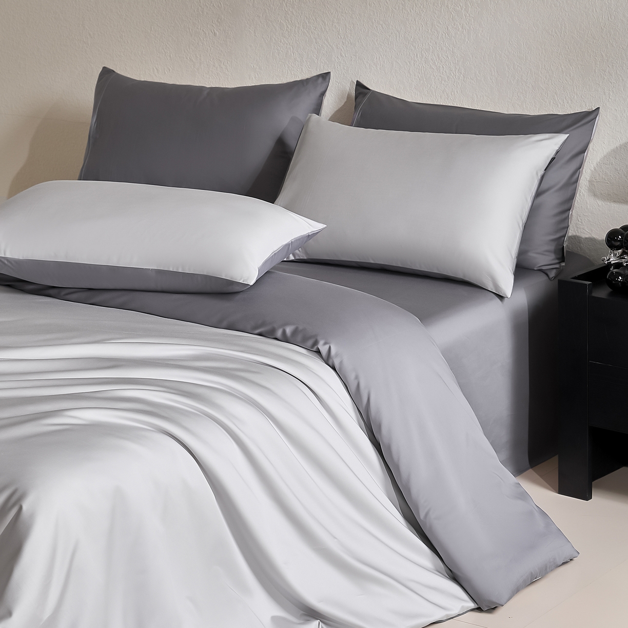 91家纺网 家纺一手货源 找家纺 拼社家纺 2026新款A类全棉50s双股100Pro贡缎长绒棉四件套全棉四件套简约纯色纯棉床上用品 雅士灰+高级灰