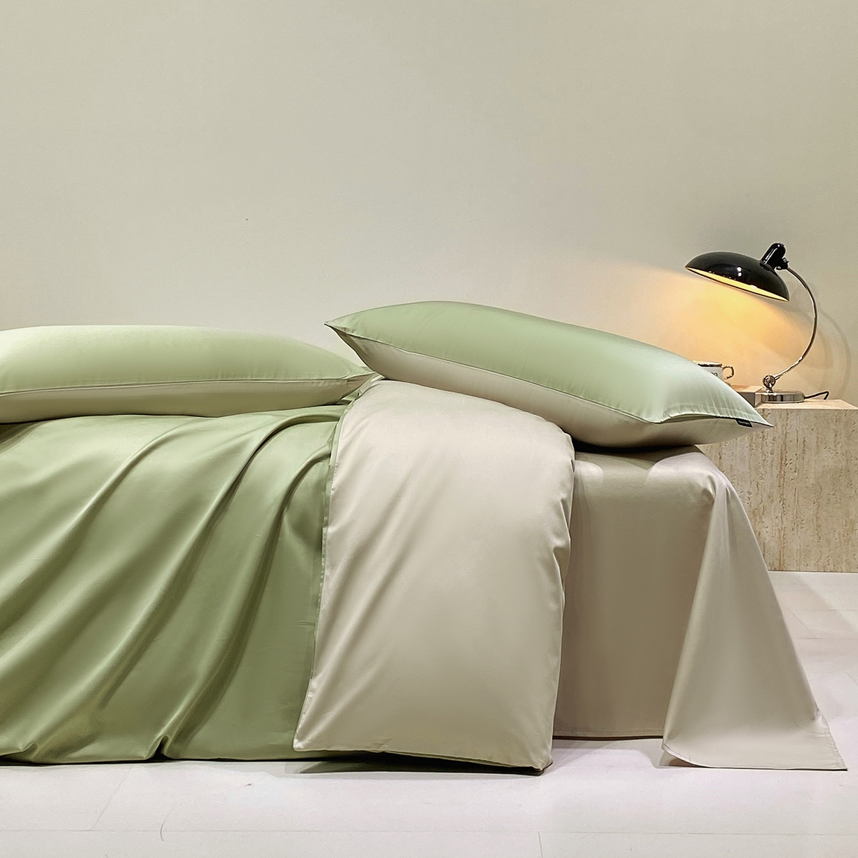 91家纺网 家纺一手货源 找家纺 拼社家纺 2026新款A类全棉50s双股100Pro贡缎长绒棉四件套全棉四件套简约纯色纯棉床上用品 莺茶绿+浅莲灰