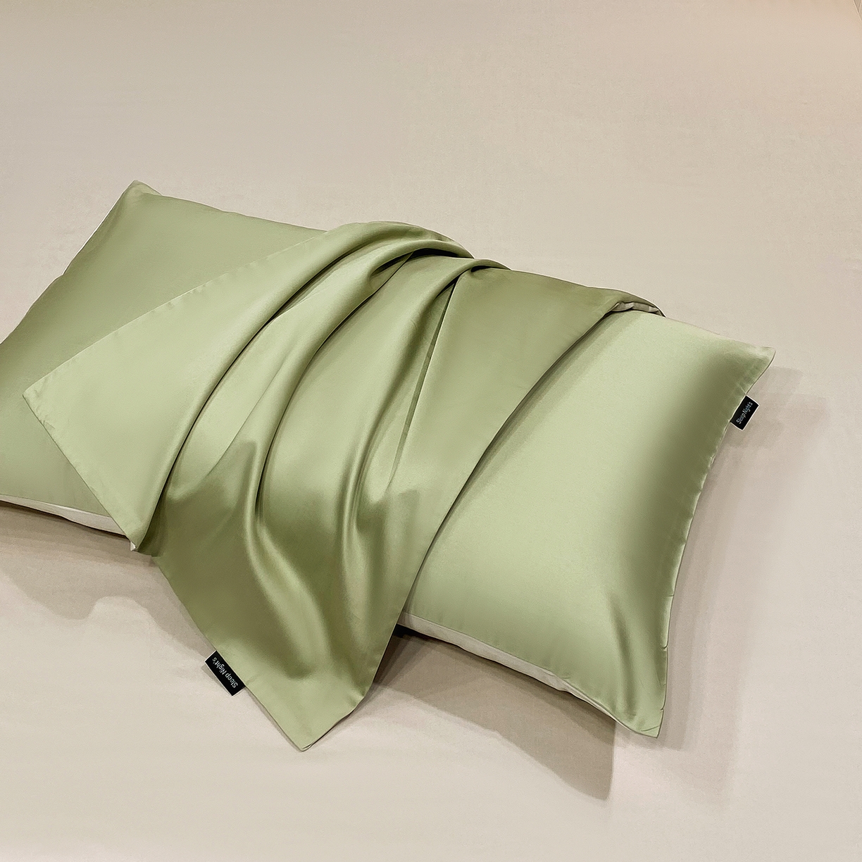 91家纺网 家纺一手货源 找家纺 拼社家纺 2026新款A类全棉50s双股100Pro贡缎长绒棉四件套全棉四件套简约纯色纯棉床上用品 莺茶绿+浅莲灰