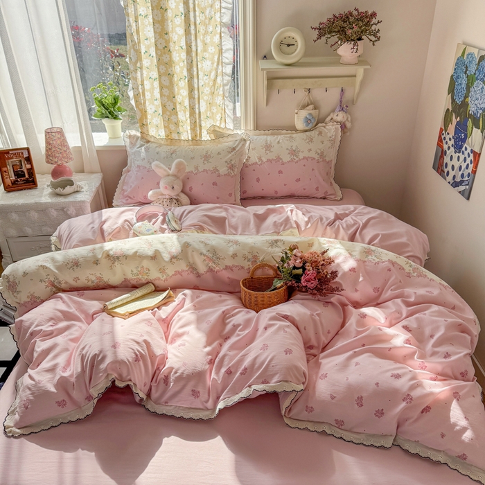 91家纺网 家纺一手货源 找家纺 梦纤绒 2026新款A类仿棉古法水洗棉法式全棉花边四件套甜粉小窝