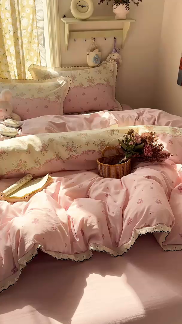 91家纺网 家纺一手货源 找家纺 梦纤绒 2026新款A类仿棉古法水洗棉法式全棉花边四件套甜粉小窝