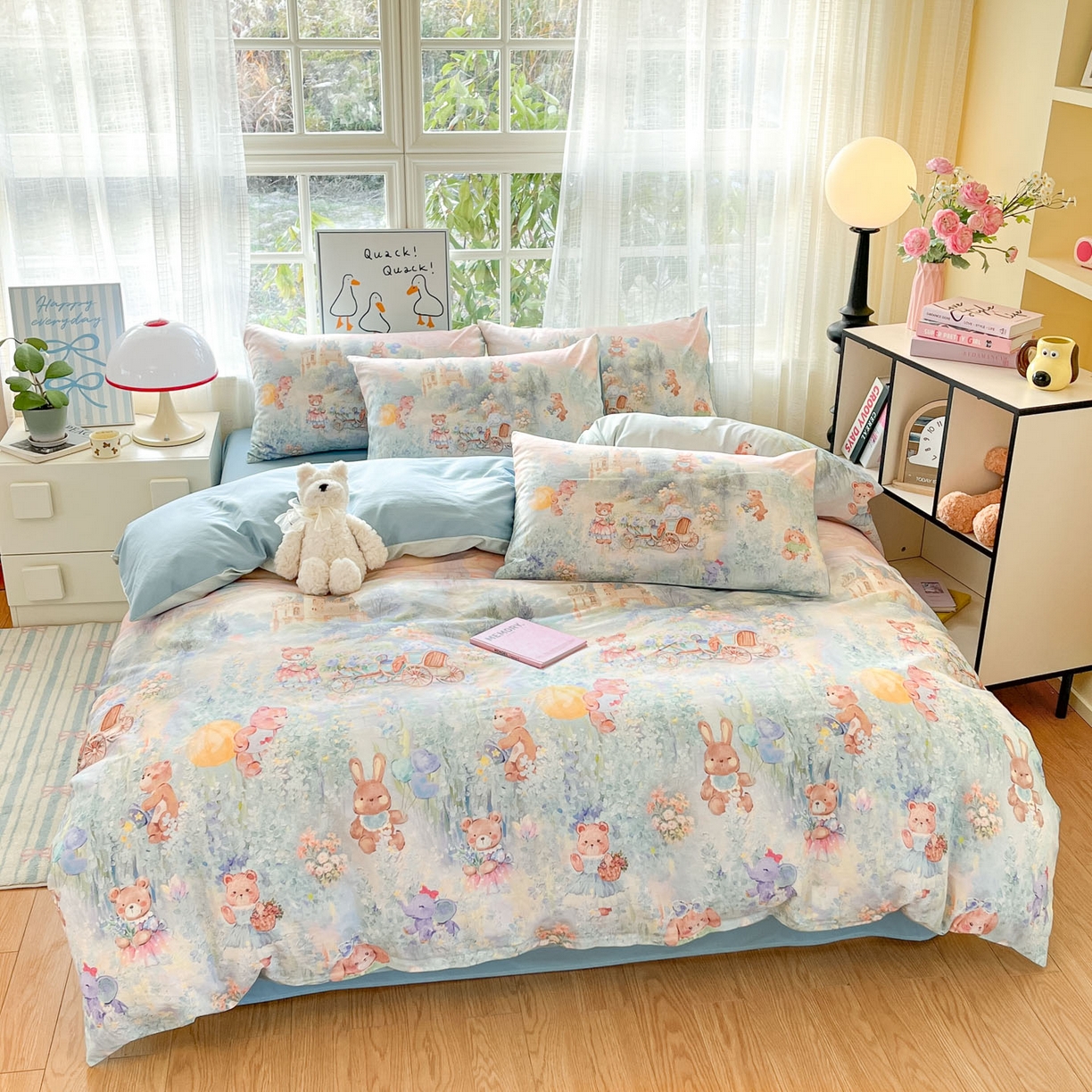 91家纺网 家纺一手货源 找家纺 睡美美家纺 2026新款13070数码印花全棉纯棉动物卡通三件套四件套 花车小熊-蓝