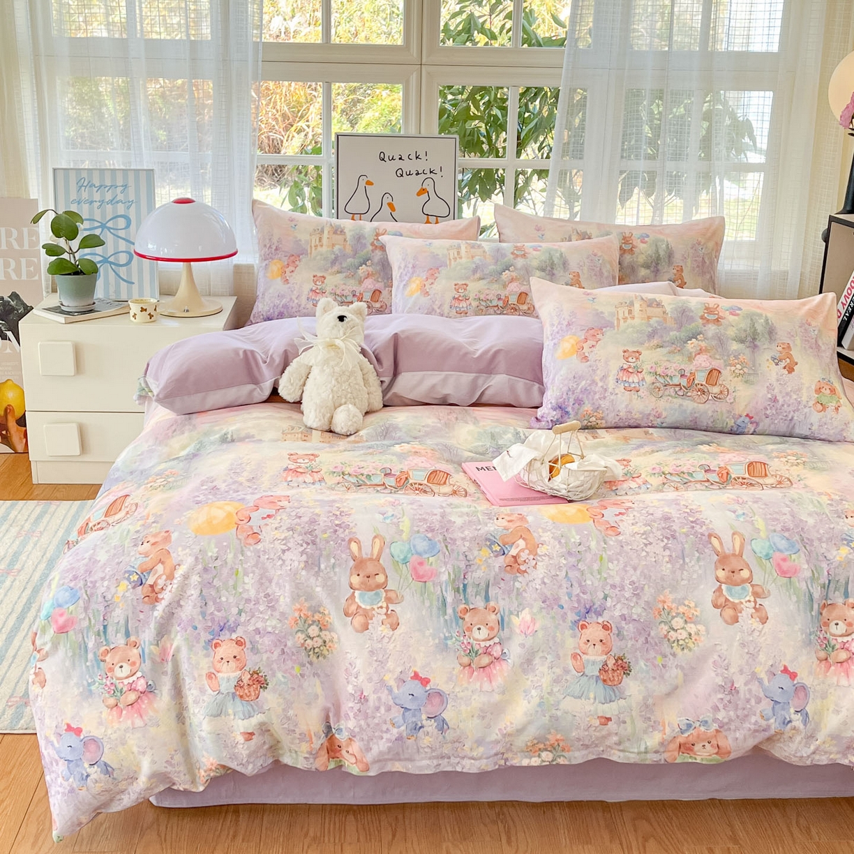 91家纺网 家纺一手货源 找家纺 睡美美家纺 2026新款13070数码印花全棉纯棉动物卡通三件套四件套 花车小熊-紫