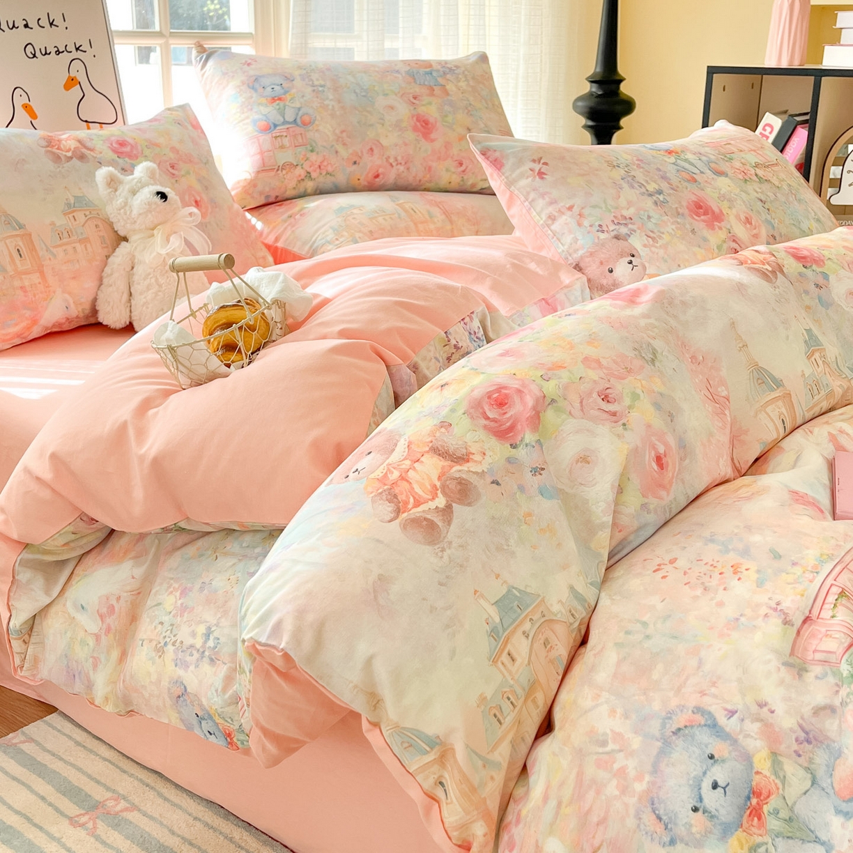 91家纺网 家纺一手货源 找家纺 睡美美家纺 2026新款13070数码印花全棉纯棉动物卡通三件套四件套 熊仔的玫瑰园