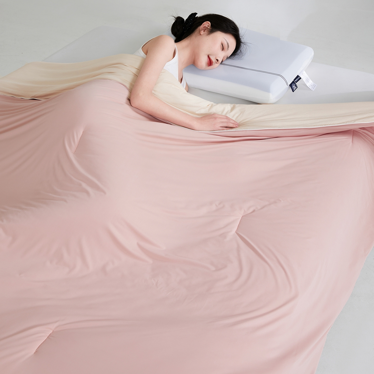 91家纺网 家纺一手货源 找家纺 熙宴家纺 2026新款锦氨凉感MAX脱脂棉花夏被 被子被芯 冰玉+柔粉