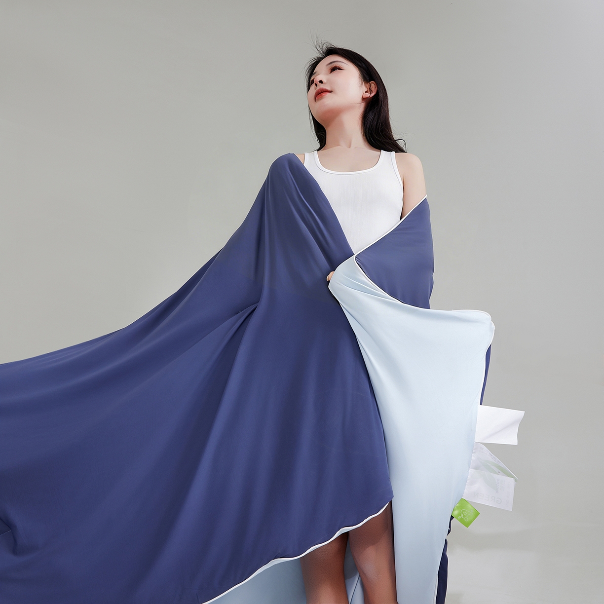 91家纺网 家纺一手货源 找家纺 熙宴家纺 2026新款锦氨凉感MAX脱脂棉花夏被 被子被芯 深蓝+浅蓝