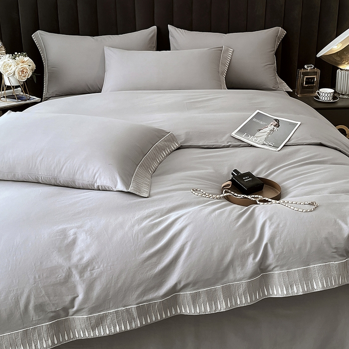 91家纺网 家纺一手货源 找家纺 拼社家纺 2026新款A类色织全棉水洗棉四件套纯棉四件套刺绣床上用品-黛妮卡系列 黛妮卡-浅银灰