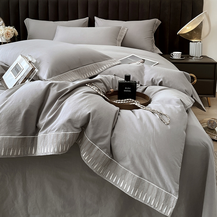 91家纺网 家纺一手货源 找家纺 拼社家纺 2026新款A类色织全棉水洗棉四件套纯棉四件套刺绣床上用品-黛妮卡系列 黛妮卡-浅银灰