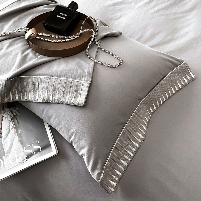 91家纺网 家纺一手货源 找家纺 拼社家纺 2026新款A类色织全棉水洗棉四件套纯棉四件套刺绣床上用品-黛妮卡系列 黛妮卡-浅银灰