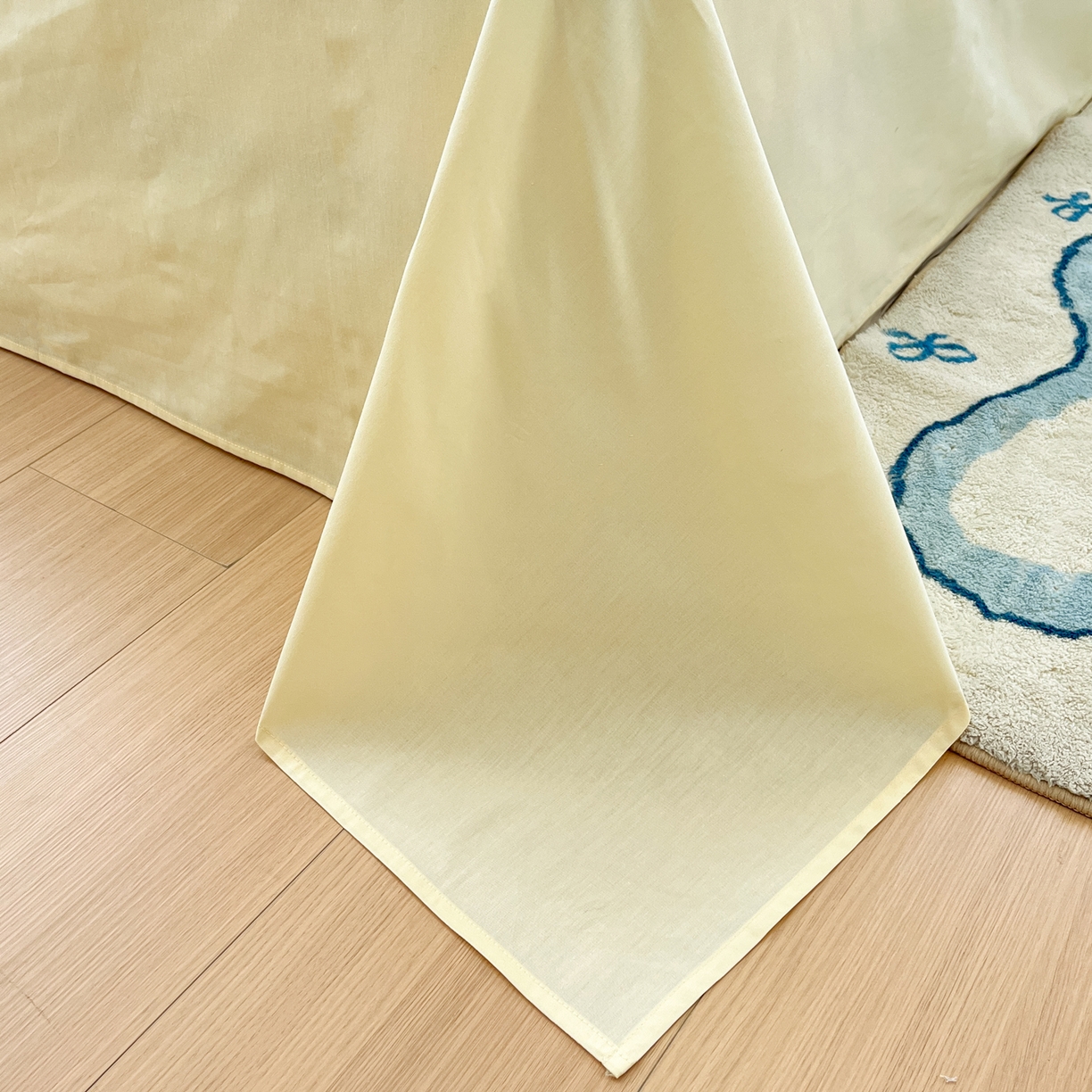 91家纺网 家纺一手货源 找家纺 丽涵家纺 2026新款全棉纯棉数码印大版定位毛巾绣四件套 小狗冰淇淋