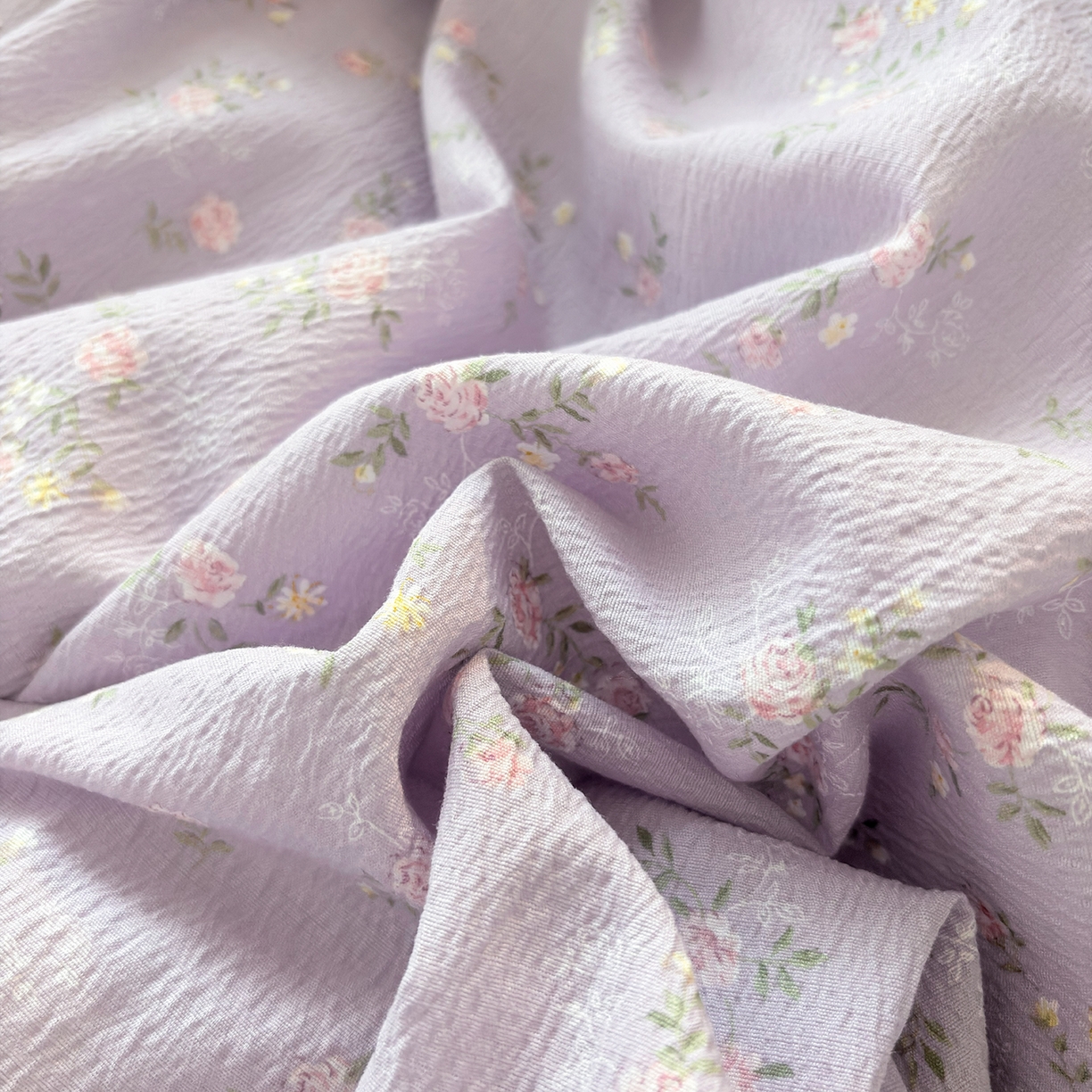 91家纺网 家纺一手货源 找家纺 民新家纺 2026新款泡芙双层纱床盖款四件套 紫梦花语